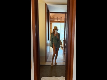  alt="Olesya Stefanko"