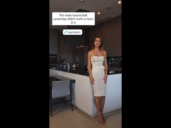  alt="Olesya Stefanko"