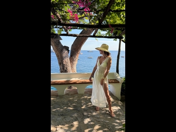  alt="Olesya Stefanko"