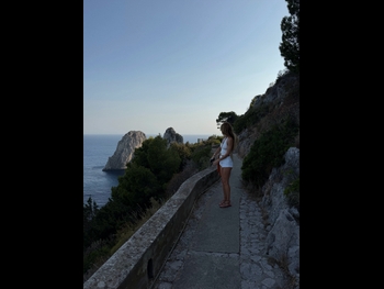  alt="Olesya Stefanko"