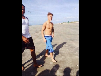  alt="Justin Bieber"