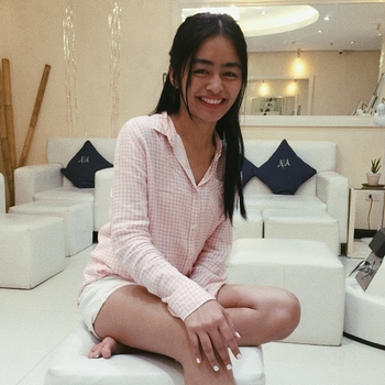 Vivoree Esclito