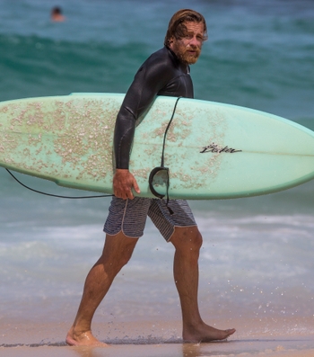 Simon Baker