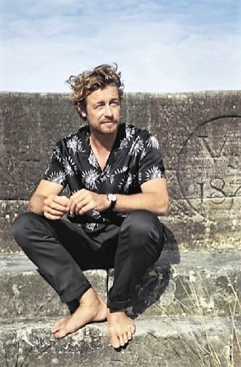 Simon Baker