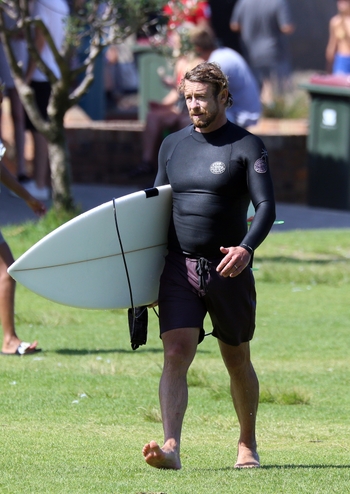 Simon Baker