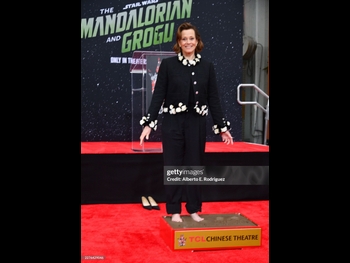  alt="Sigourney Weaver"
