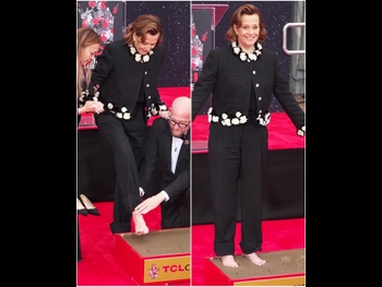  alt="Sigourney Weaver"