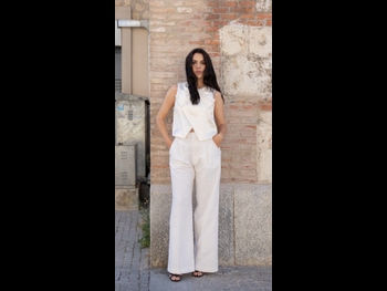  alt="Adriana Ugarte"