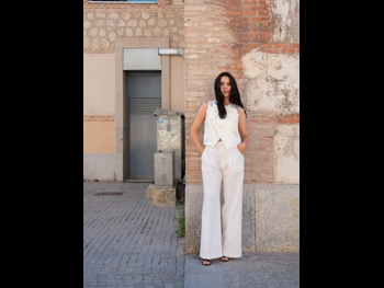  alt="Adriana Ugarte"