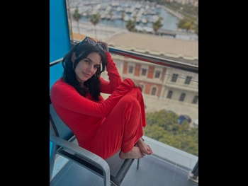  alt="Adriana Ugarte"
