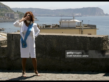  alt="Sophia Loren"