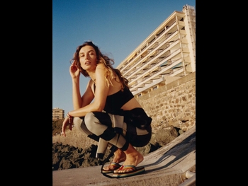  alt="Andreea Diaconu"