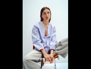  alt="Andreea Diaconu"