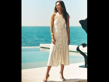  alt="Andreea Diaconu"
