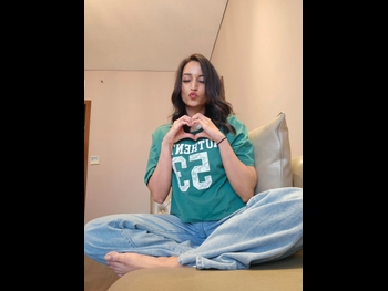  alt="Srinidhi Shetty"