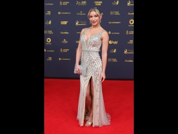  alt="Anna-carina Woitschack"