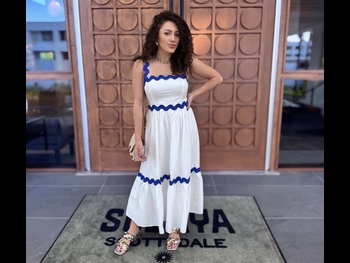  alt="Danielle Kamela"