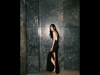  alt="Stephy Tang"