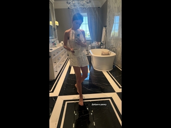  alt="Olena Lavrenyuk"