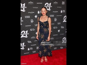  alt="Lola Glaudini"