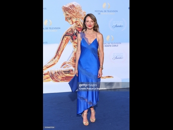  alt="Lola Glaudini"
