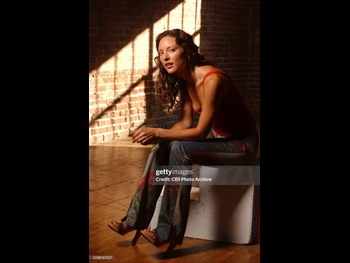  alt="Lola Glaudini"