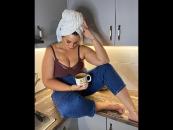  alt="Evelina Nikoliza"