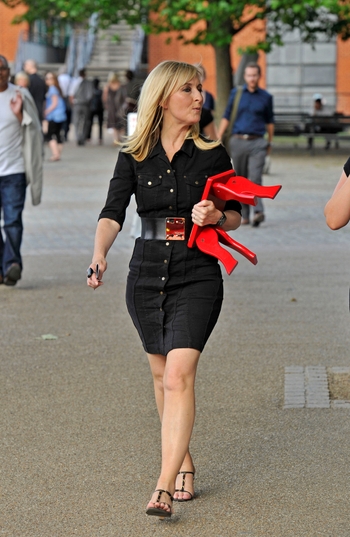 Fiona Phillips (I)