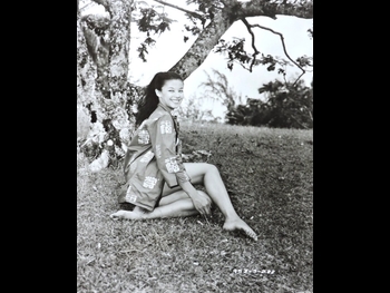  alt="France Nuyen"