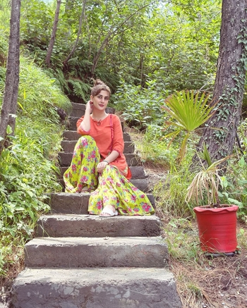 Kubra Khan