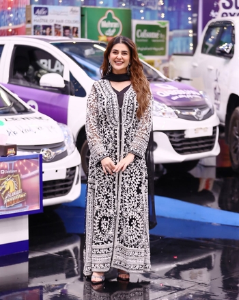 Kubra Khan