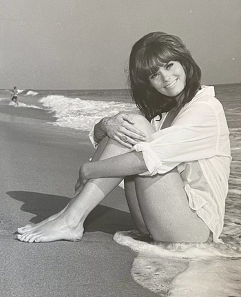 Carol Wayne