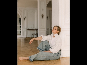  alt="Anna Miklosh"