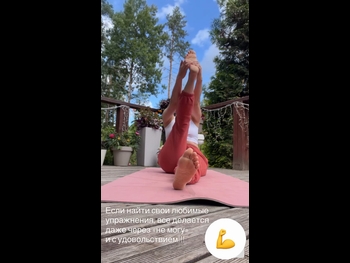  alt="Anna Miklosh"