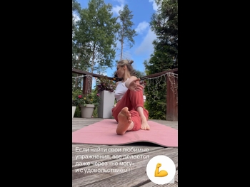  alt="Anna Miklosh"