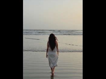  alt="Anoushay Abbasi"