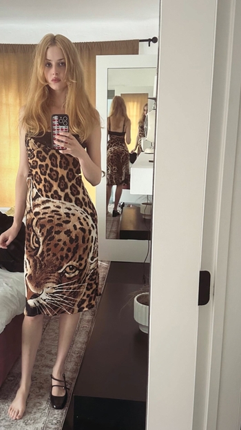 Anna Van Patten