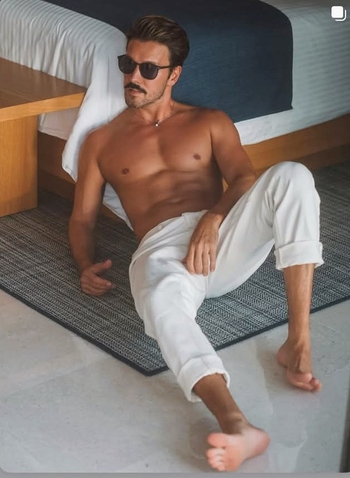 Roger Gonzalez Garza
