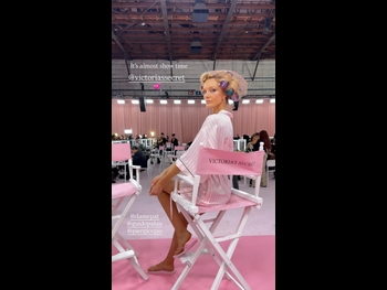  alt="Caroline Trentini"