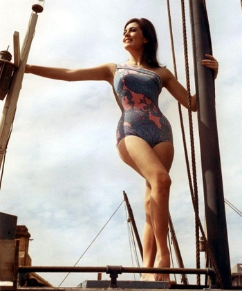 Linda Harrison (I)