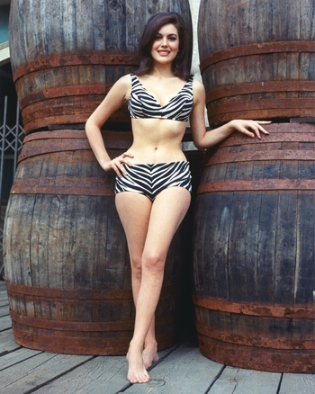 Linda Harrison (I)