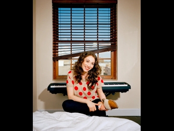  alt="Regina Spektor"