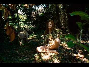  alt="Ellie Bamber"