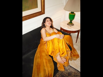 alt="Areeba Habib"