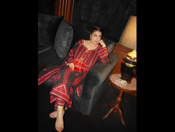  alt="Areeba Habib"