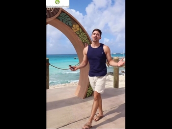  alt="Jonathan Bennett"