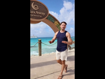  alt="Jonathan Bennett"