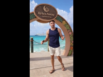  alt="Jonathan Bennett"