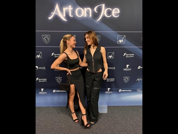  alt="Loena Hendrickx"