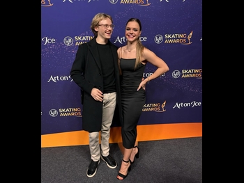  alt="Loena Hendrickx"